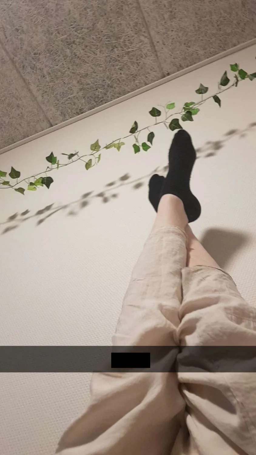 Friends gf pretty feet image 17
