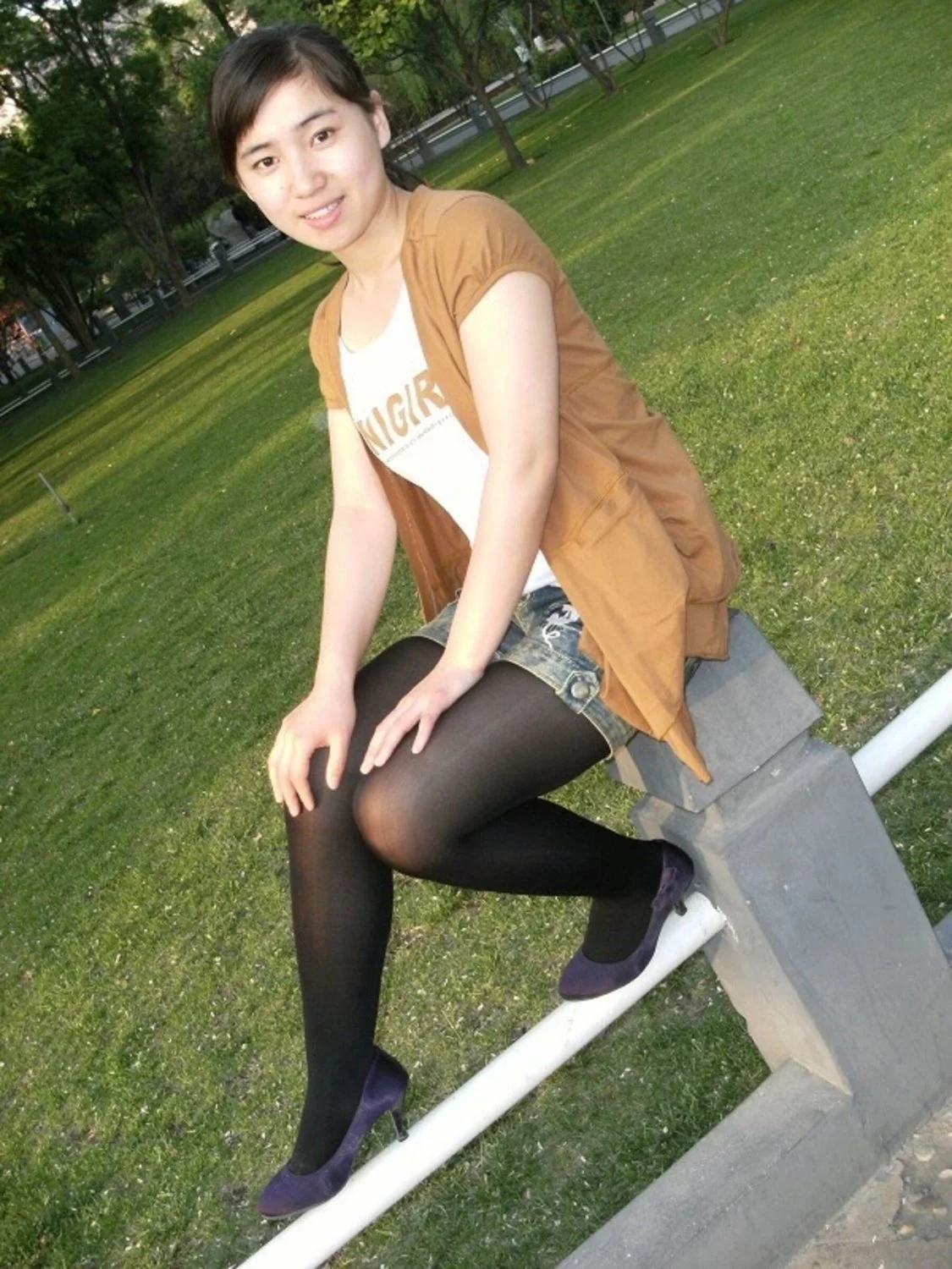 Chinese nurse GF sex scandal pt-1 image 4