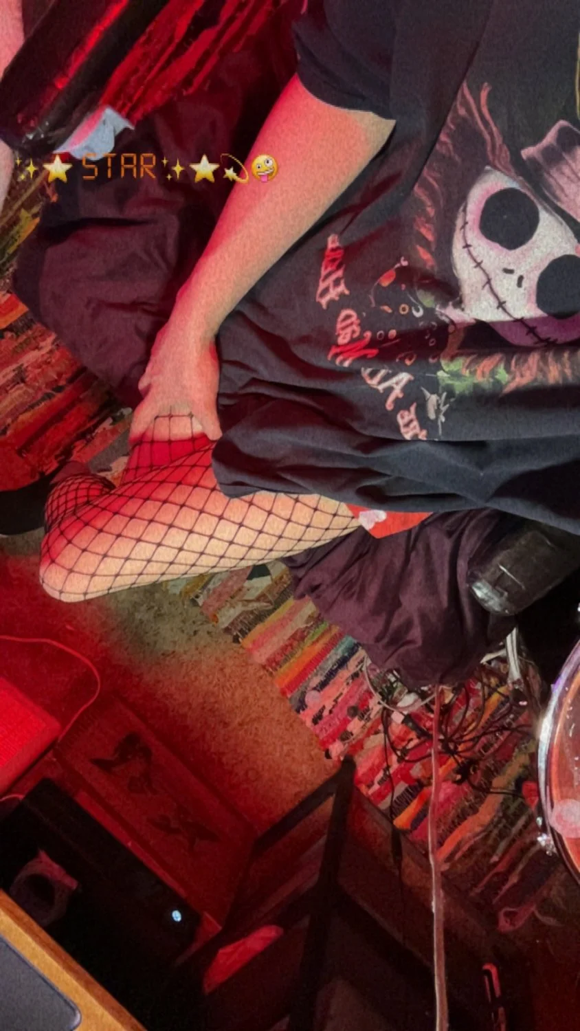 Bored trans fem got bored and needs your help 🤭😏😝 image 5