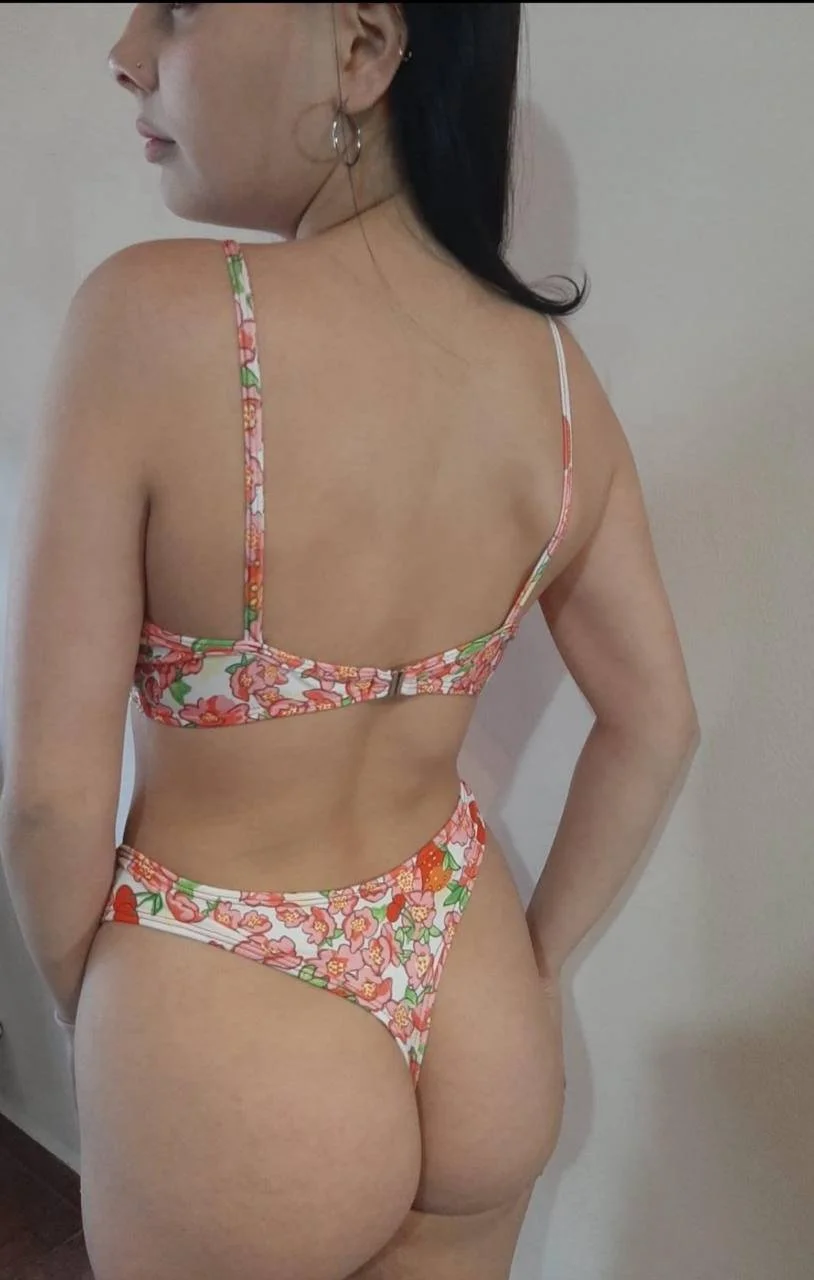 Culona muy sexy image 4