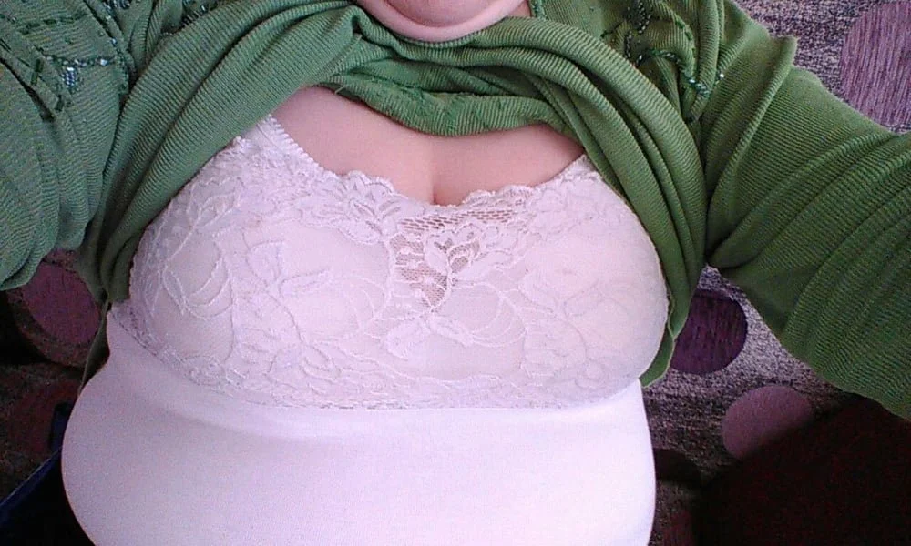 turkish hijabi milf has huge boobs image 28