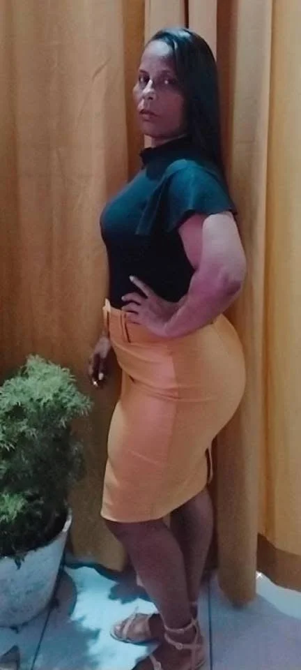 Cretinha deliciosa do rabao gg o crente que eu queria comer image 10