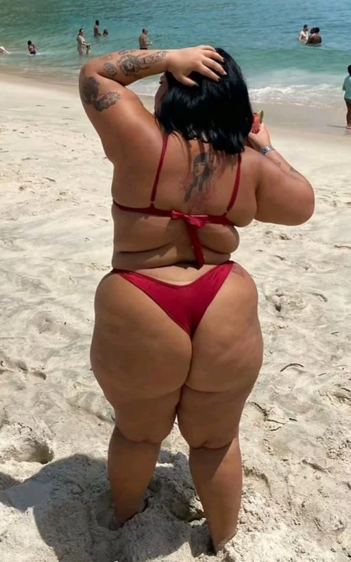 Th1ck Braz1l1An Bbw bo0tY !! image 9