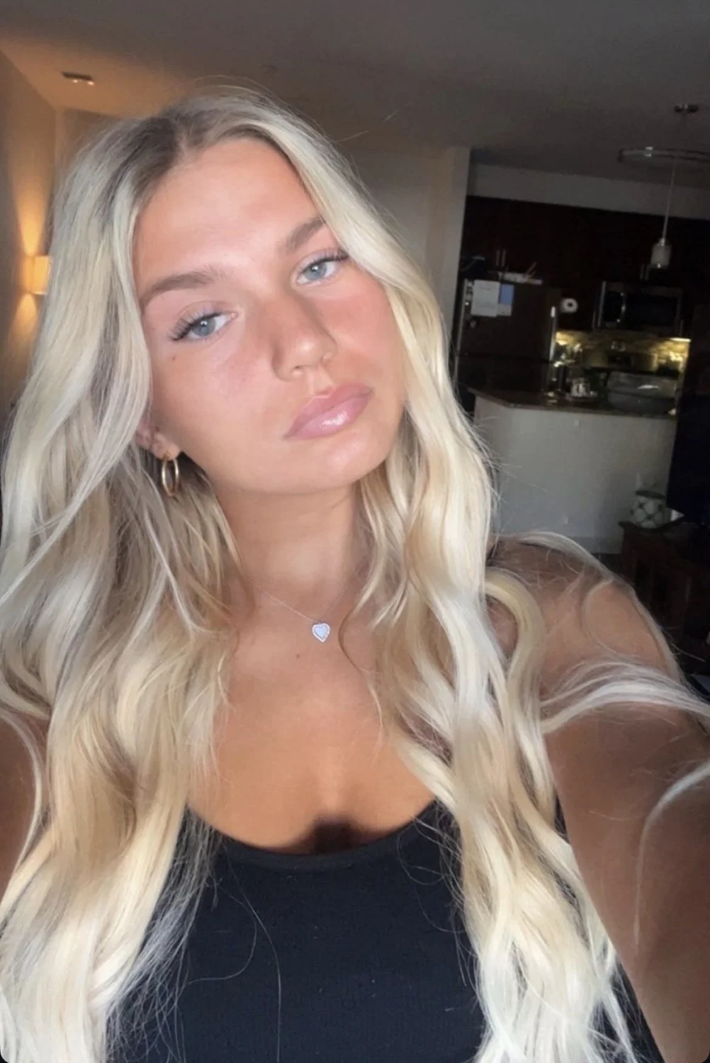 Submission 210: Users Blonde College Irl image 9