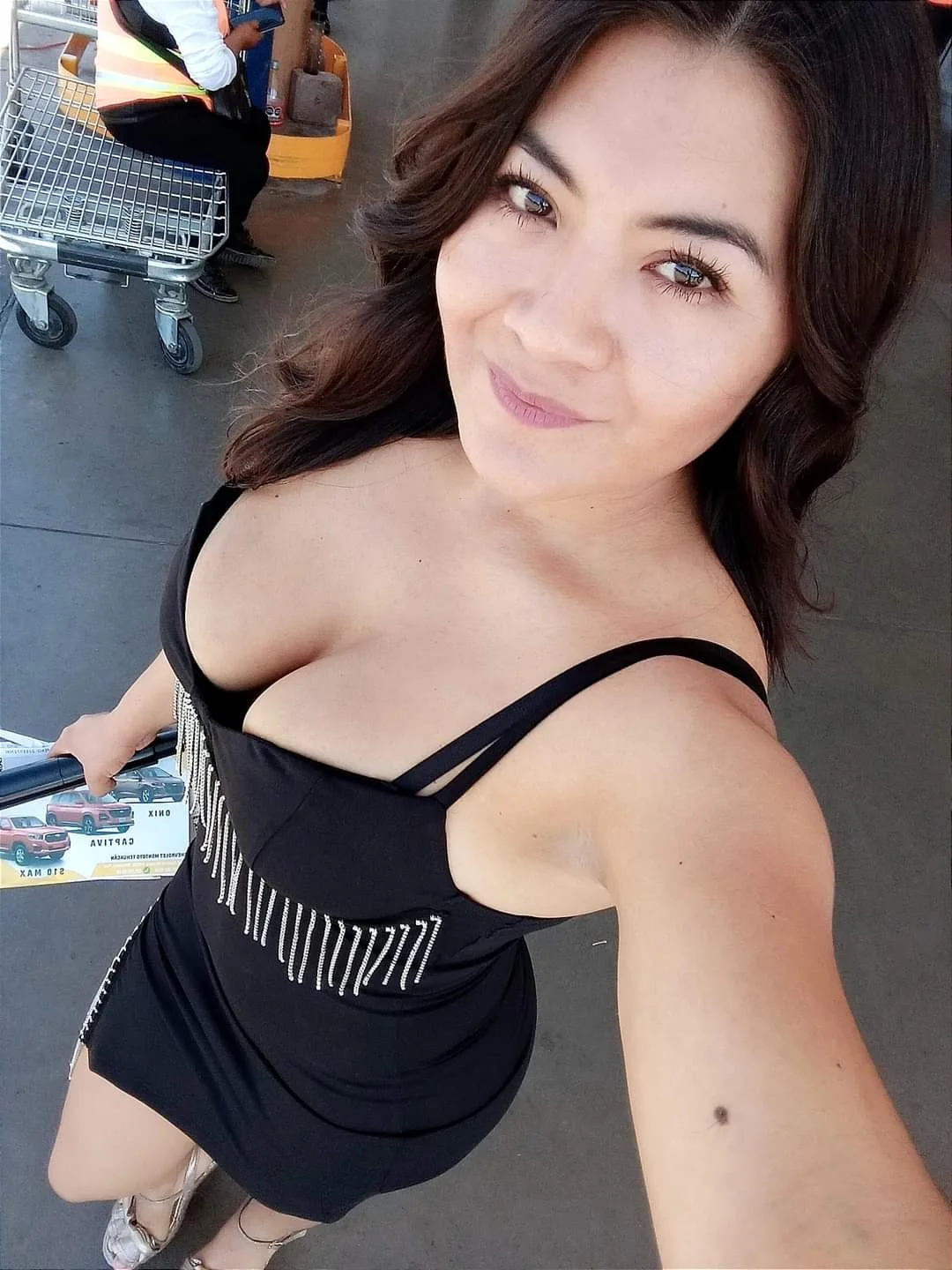 Edecán madura mexicana image 23