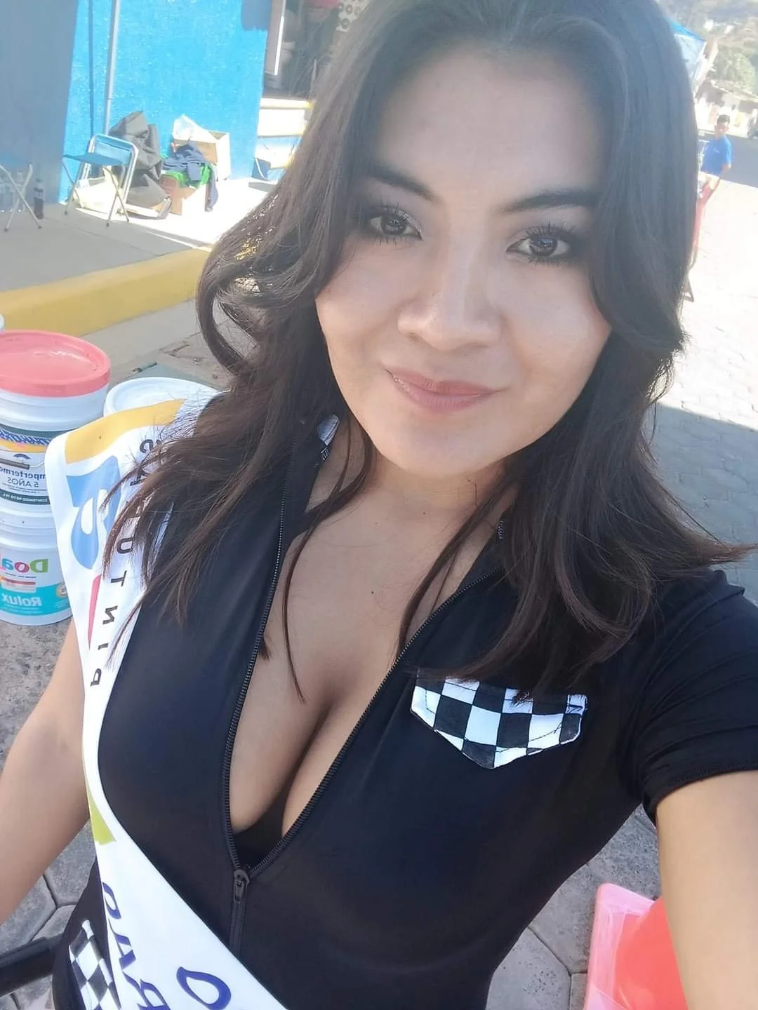 Edecán madura mexicana image 24