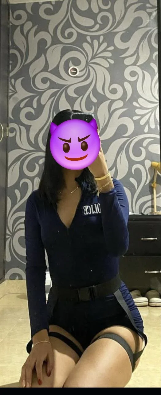 Amigo cornudo quiere exhibir a su crush. Digan como la usarían en los comentarios image 13