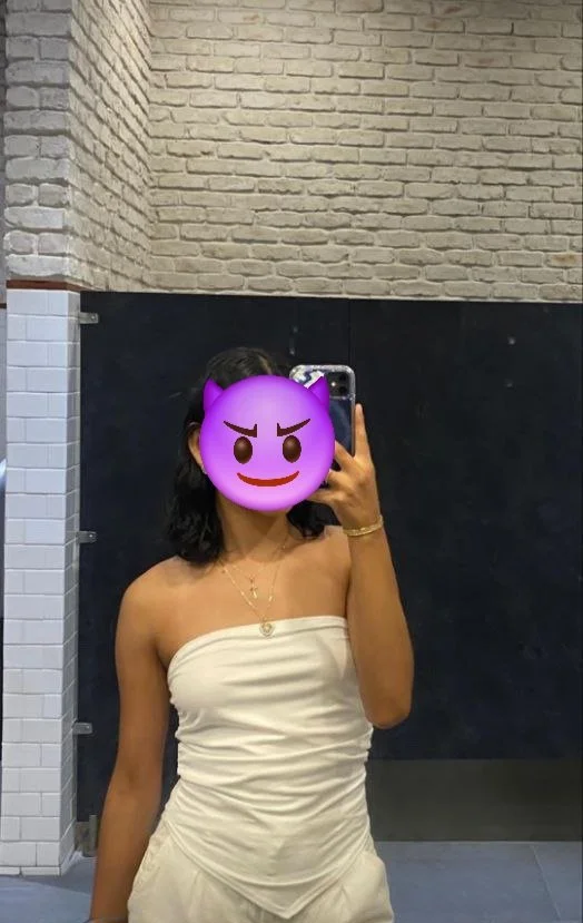 Amigo cornudo quiere exhibir a su crush. Digan como la usarían en los comentarios image 15