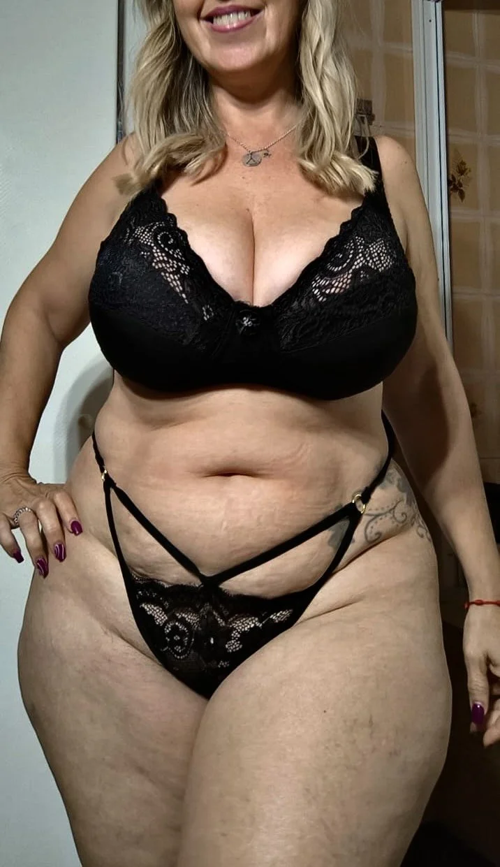 I Got Sent These From A Horny Mature image 2