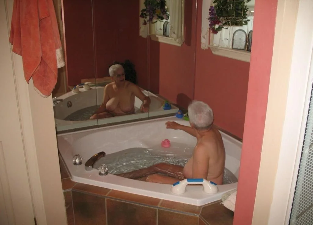 Jeanne and Harry image 12