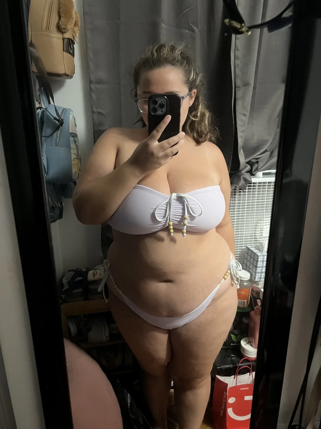 Gordita exhibida image 11
