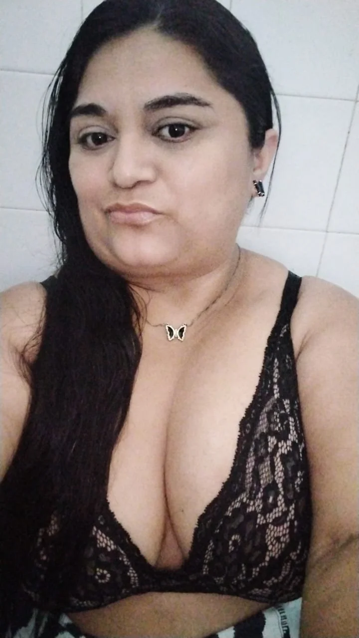 Casada vazou dando pro amante main image