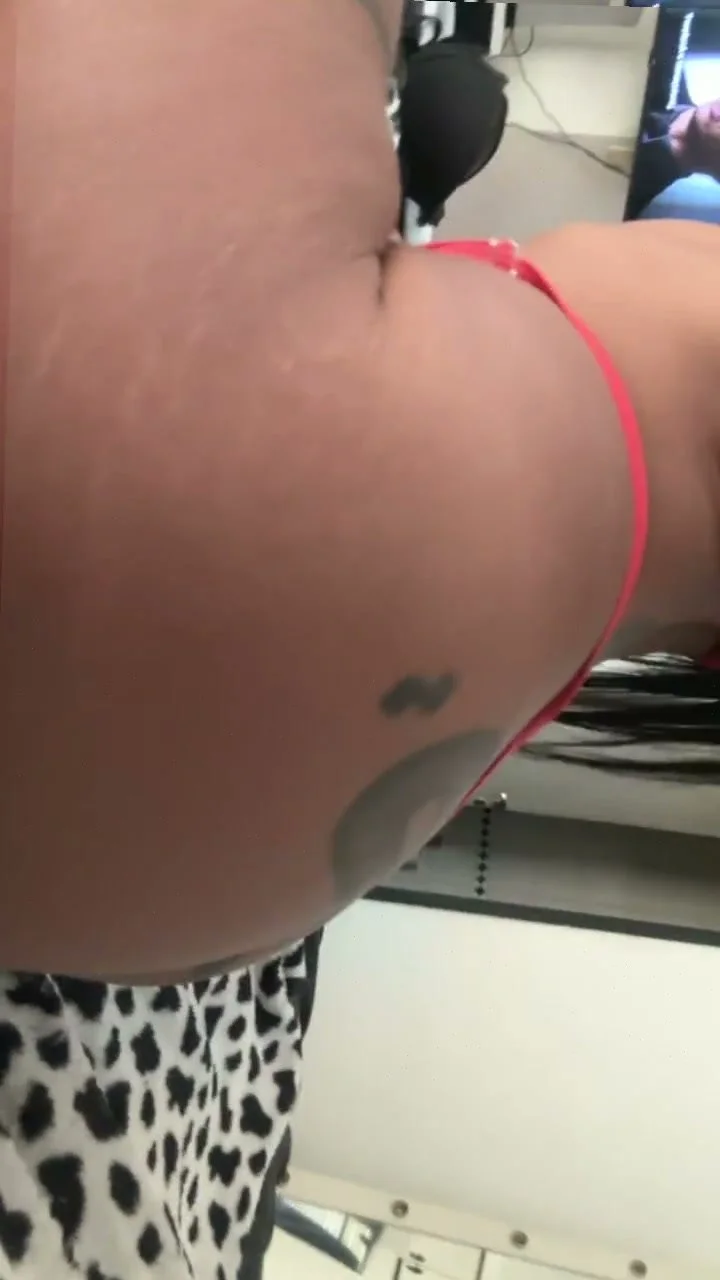 🔞 perky tits naked hot pussy licking wet orgasm 💦🫦 Check OF image 3
