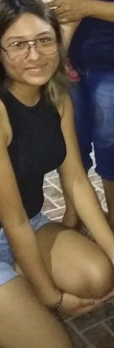 La putita de jazmin chupando verga desde que era una inocente colegiala 🔥🥴 cover image