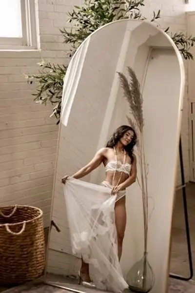 Something is different in the UTAH water boudoir cover image
