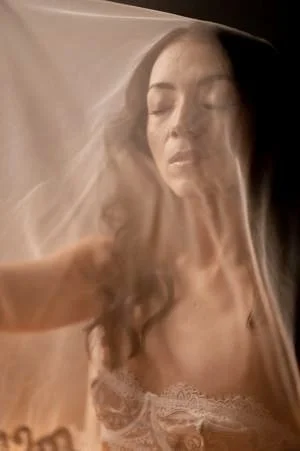 Something is different in the UTAH water boudoir image 30