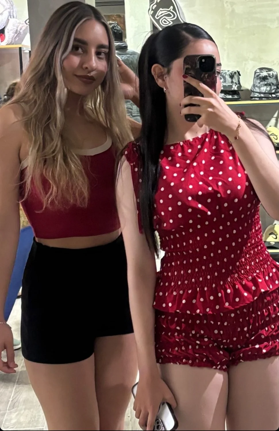 Anna Valen, una perra con cuerpo sabroso que lo exhibe en sus redes, que rica perra image 24