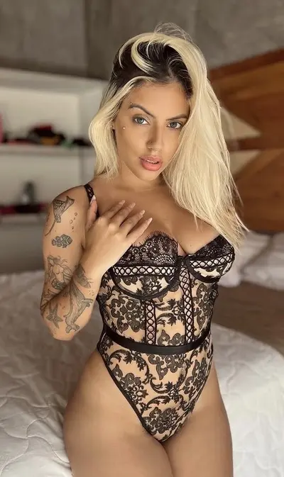 Leticia Amoooorim gostosa de Fortaleza cover image