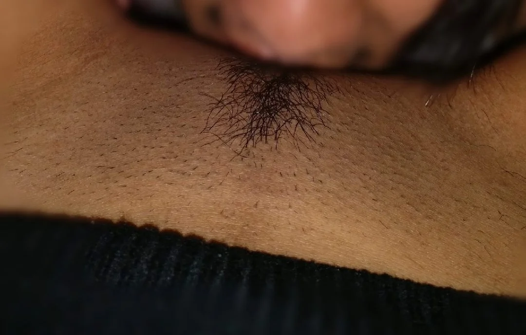Perfect tits and body on this model - qɐɹqɾss ɹǝppᴉʇ main image