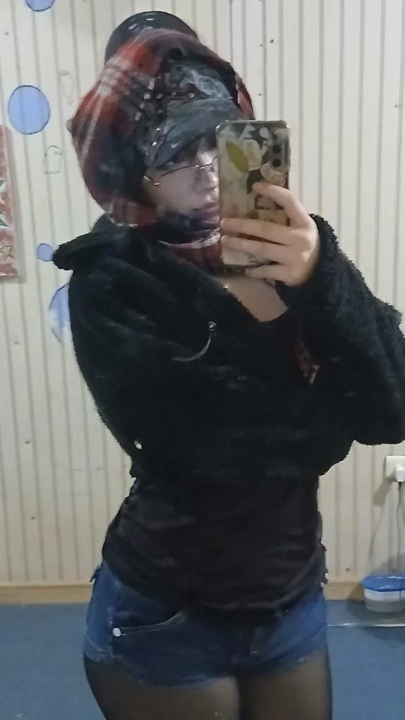 Las más putas siempre son las más lindas image 9