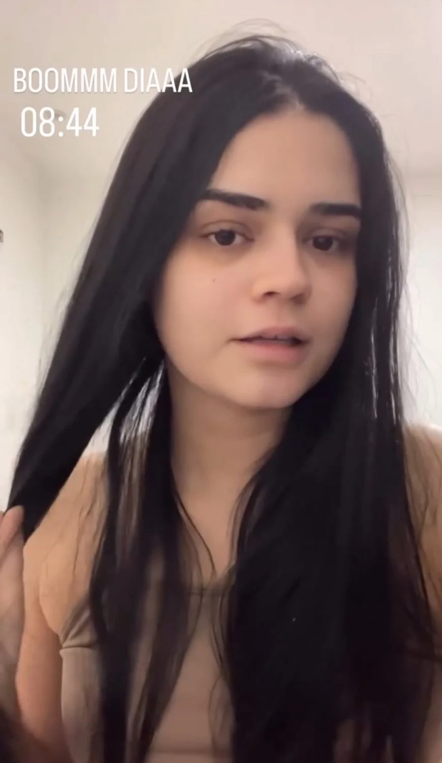 Vazou foto de novinha de Manaus mostrando sua bucetinha gostosa image 8
