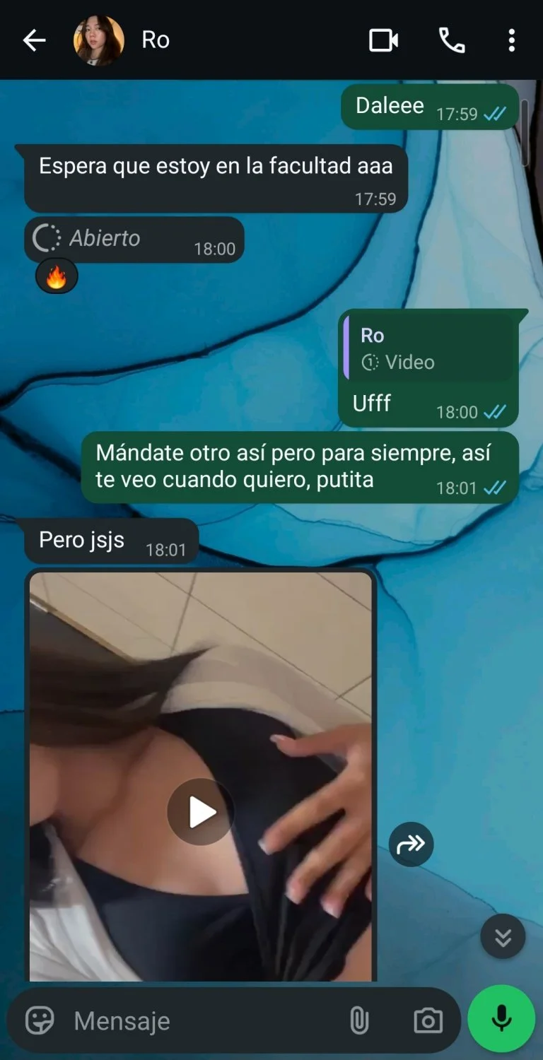 Putita con cara de inocente es expuesta por amante image 43