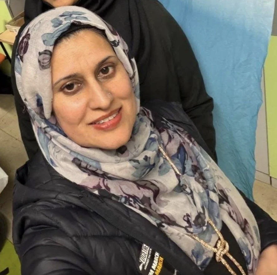 Pakistani milf image 11