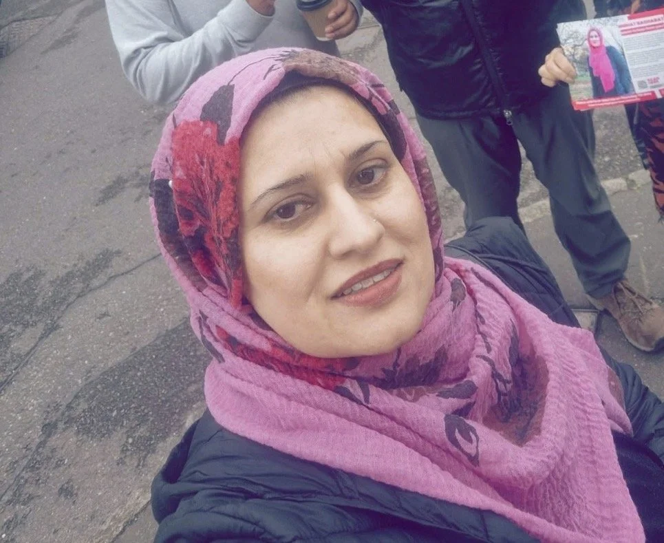 Pakistani milf image 19