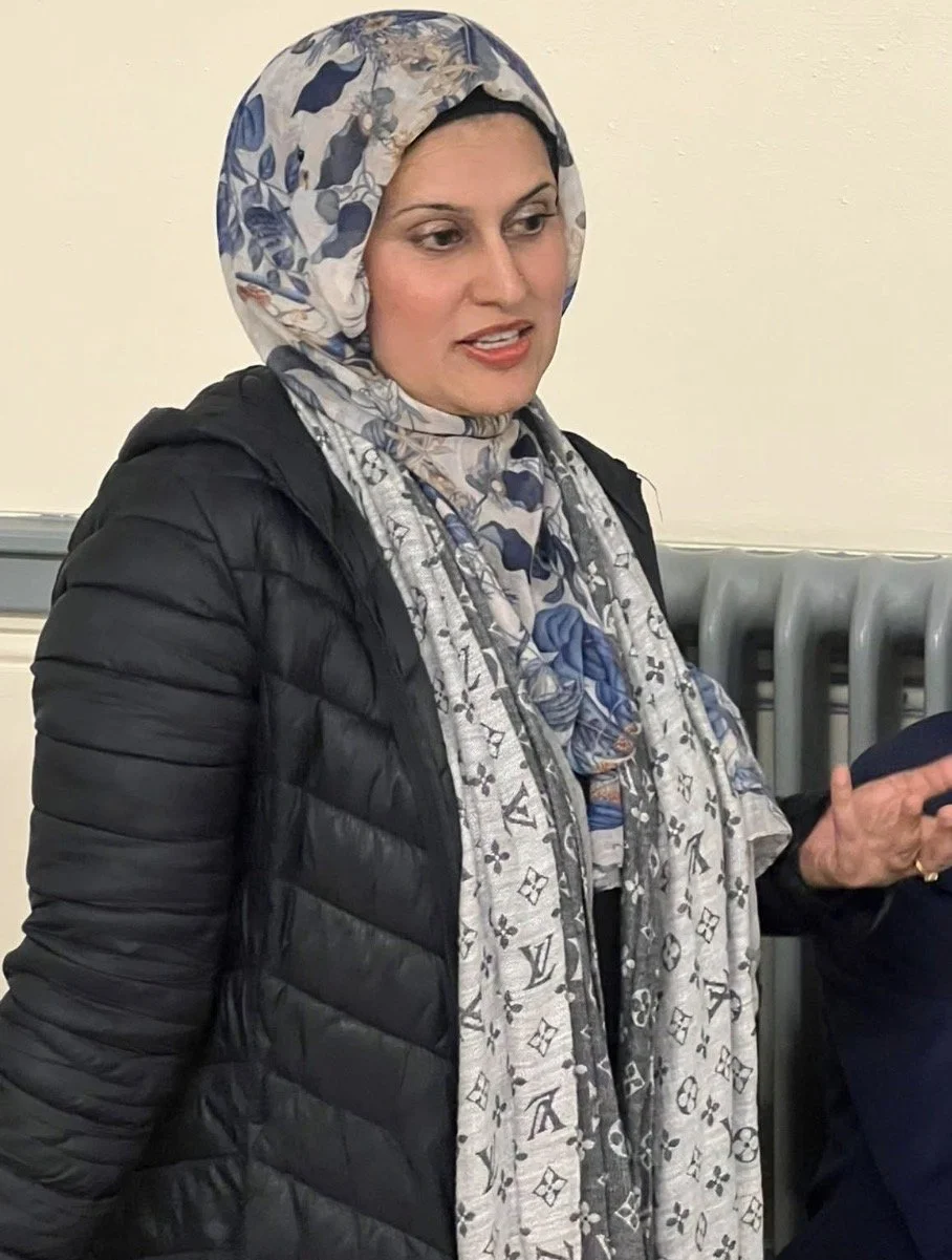 Pakistani milf image 2