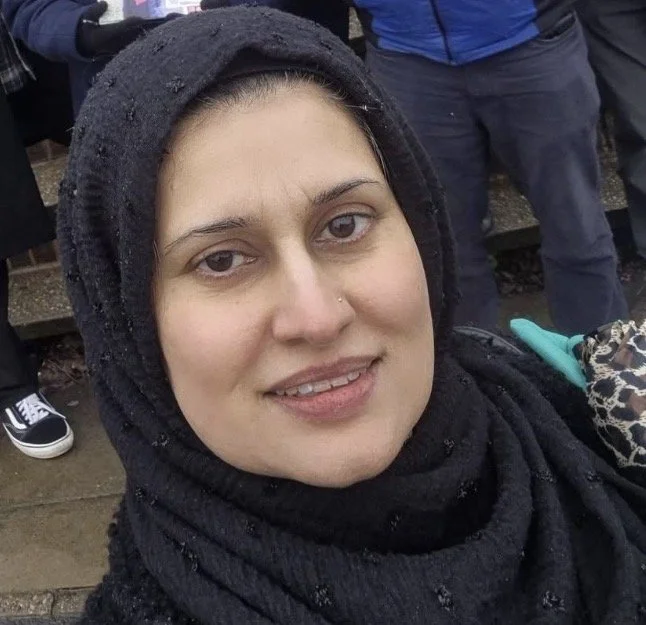 Pakistani milf image 5