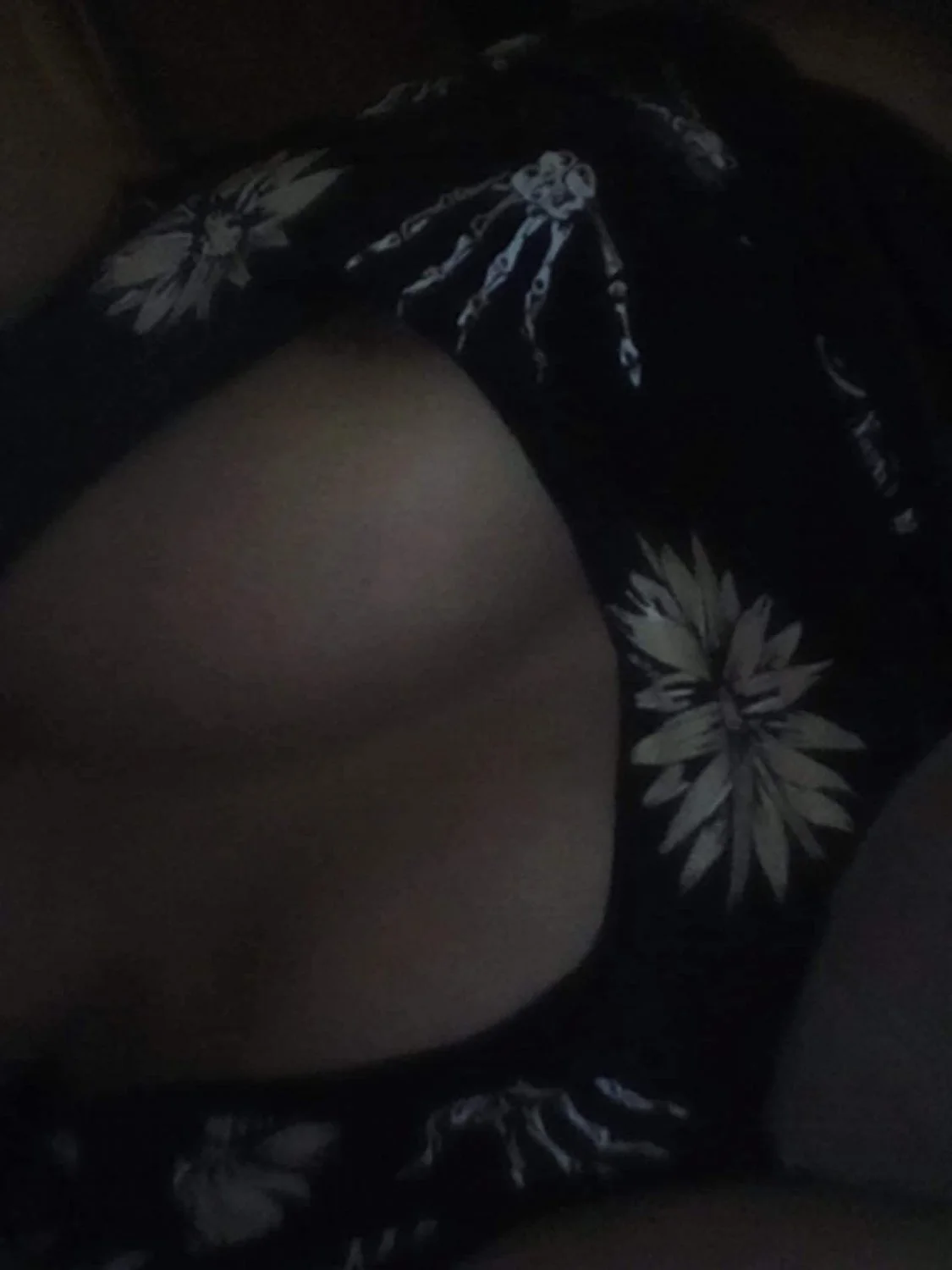 Toda una puta con esa carita más de perrita con ricas tetas image 21