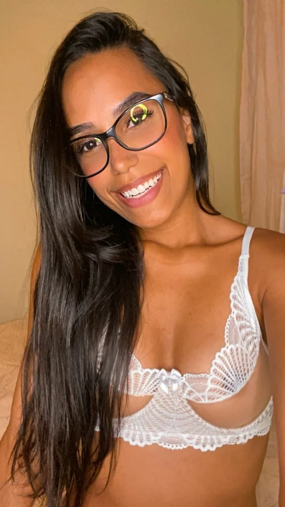Fadinha morena gostosa image 5
