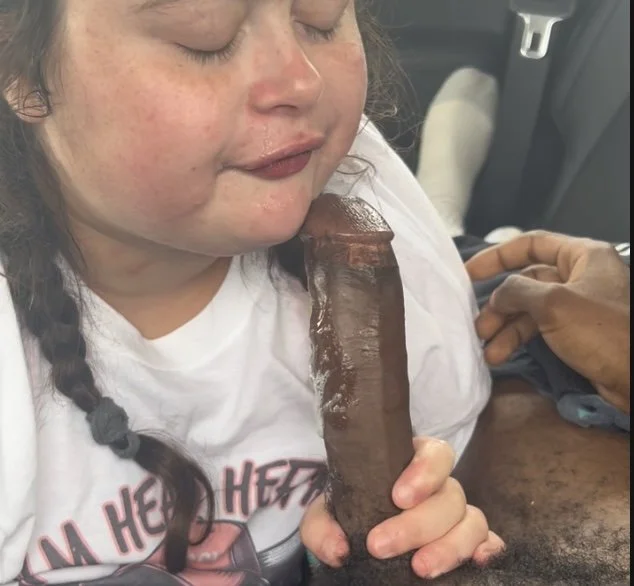 Cheating BBW Gags on BBC to pay rent 🔥 image 2