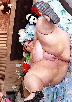 Th1cK Braz1liAn bbw bo0tY !! SamY !!! image 23