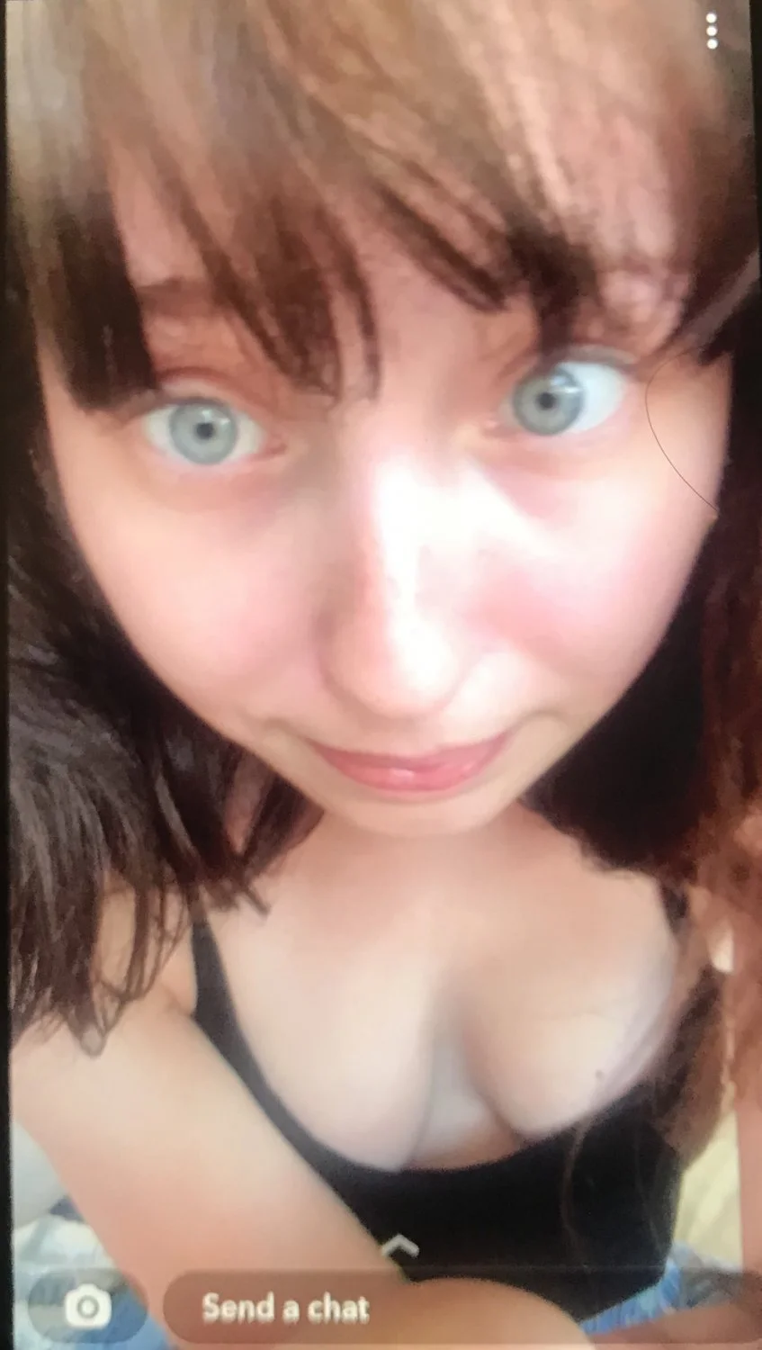 Guy leaked his innocent GF image 6