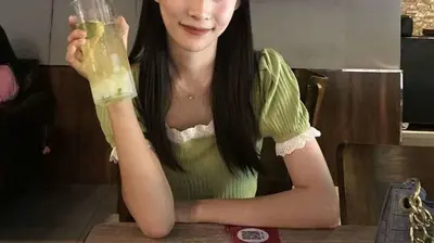 Skinny College Chinese Shows of Her Tightest Chinese Pussy cover image