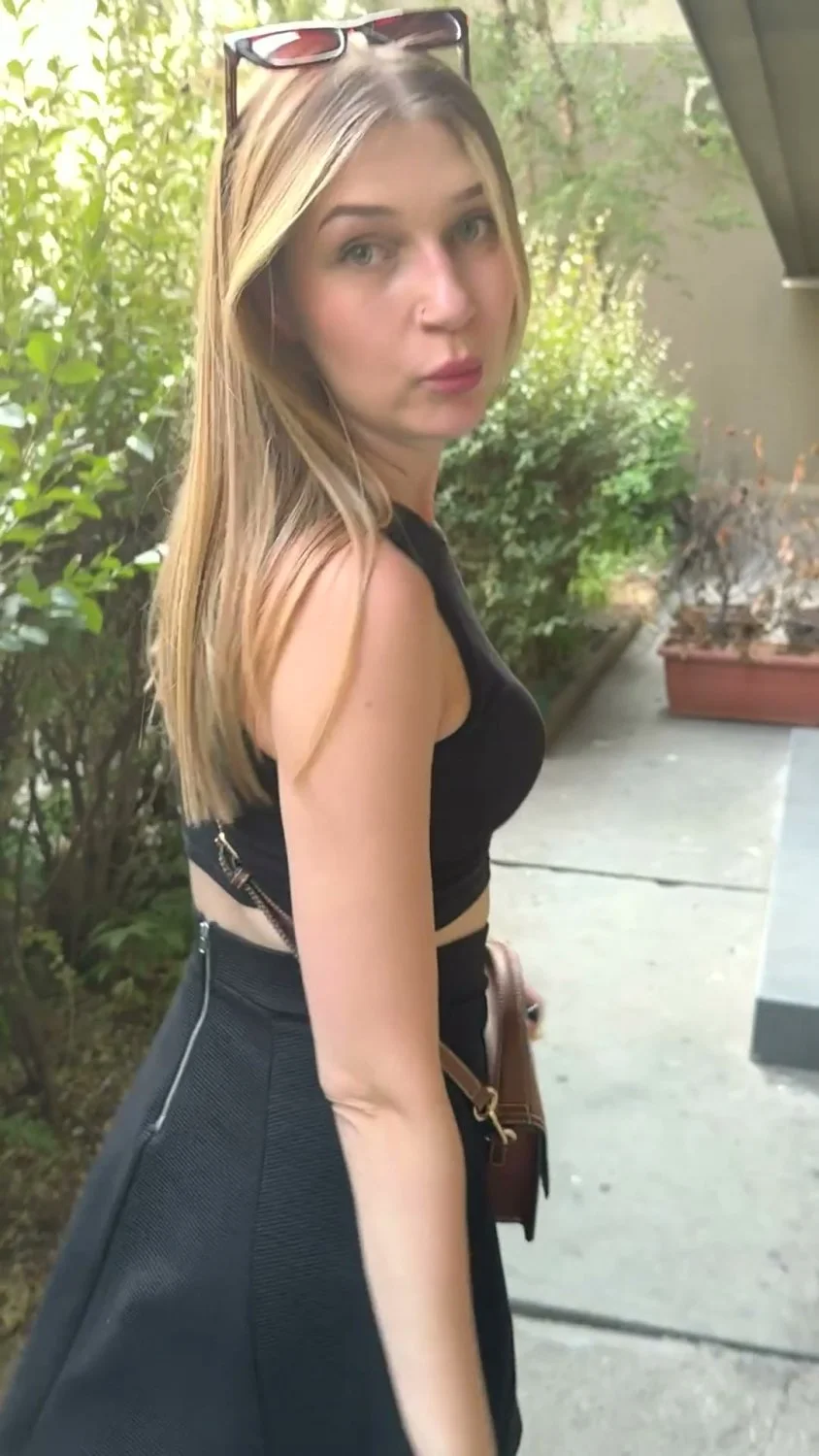 🔞 Sexy huge tits curvy masturbating naked wet pussy 🍑💦 OF now image 4