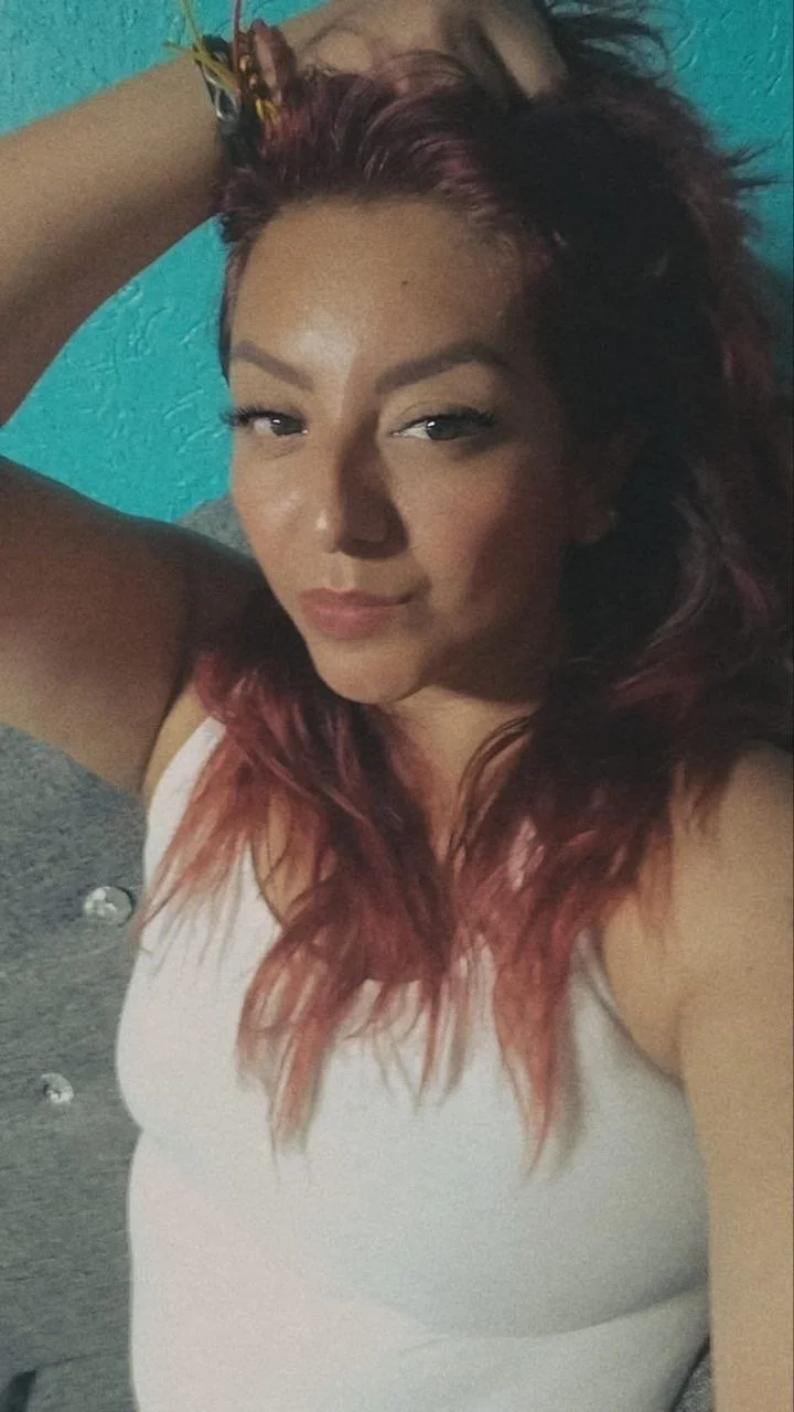 Erika Cruz Enfermera de México Mi ex suegra y mamá image 10