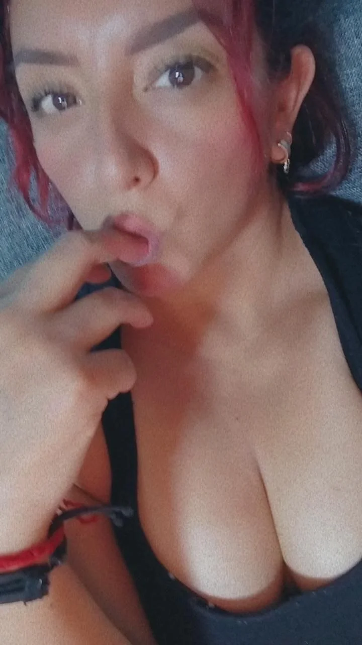 Erika Cruz Enfermera de México Mi ex suegra y mamá image 2