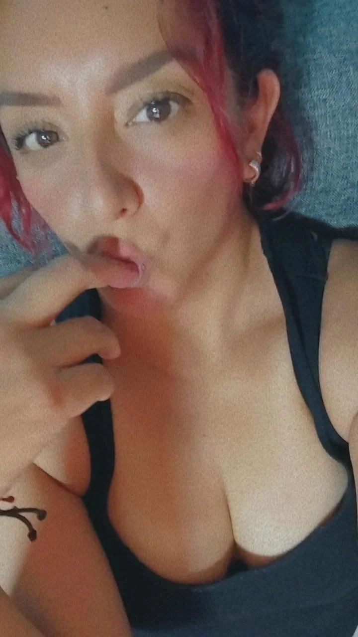 Erika Cruz Enfermera de México Mi ex suegra y mamá image 3
