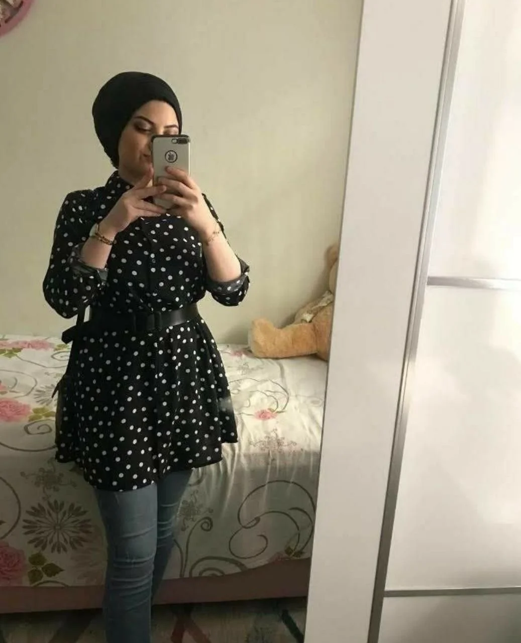 Hijab Nagehan image 3