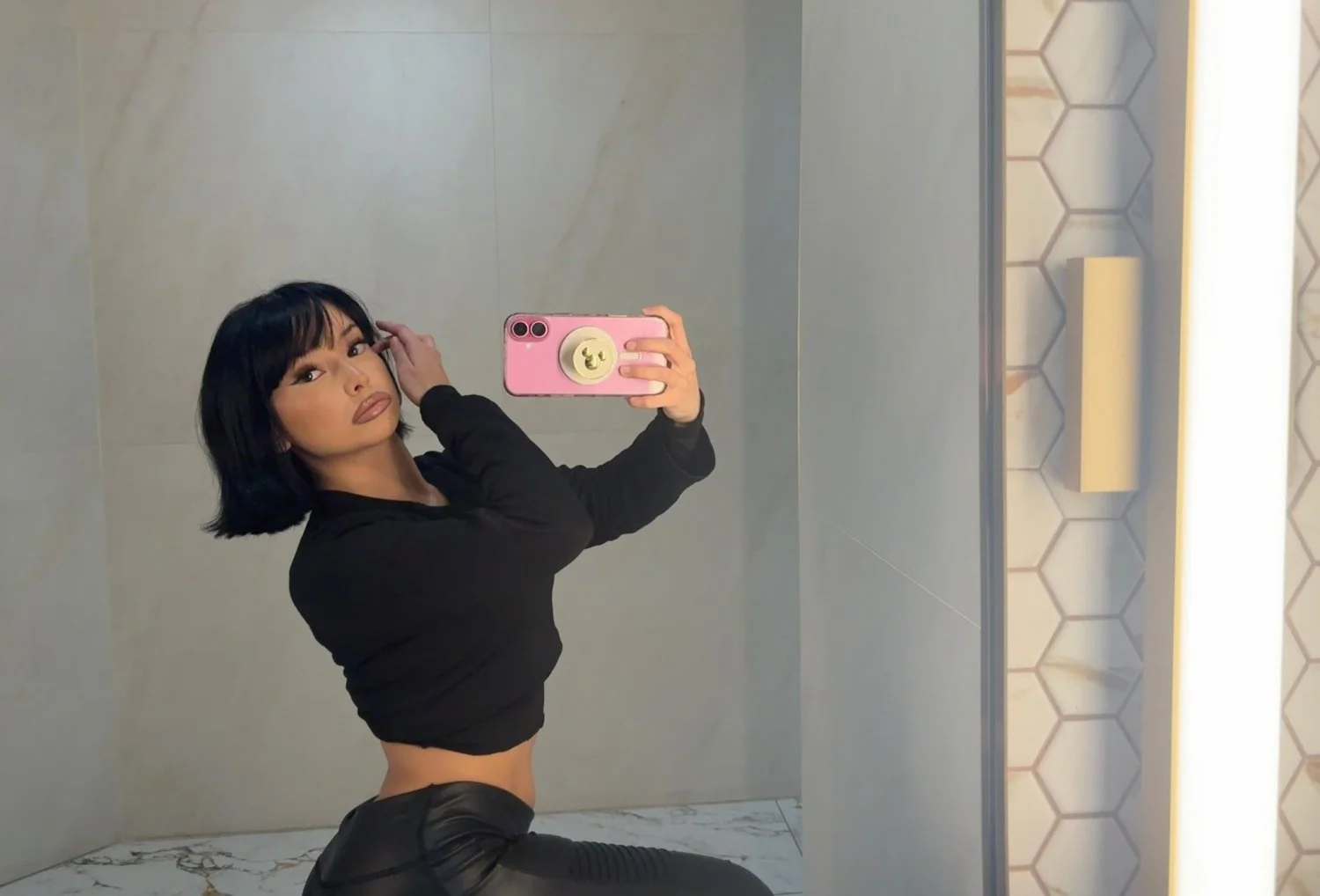 Petite phat ass Latina image 4