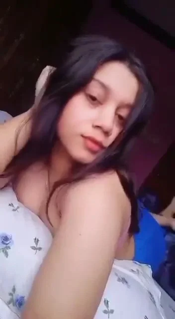 Indian teen girl show her ass image 12