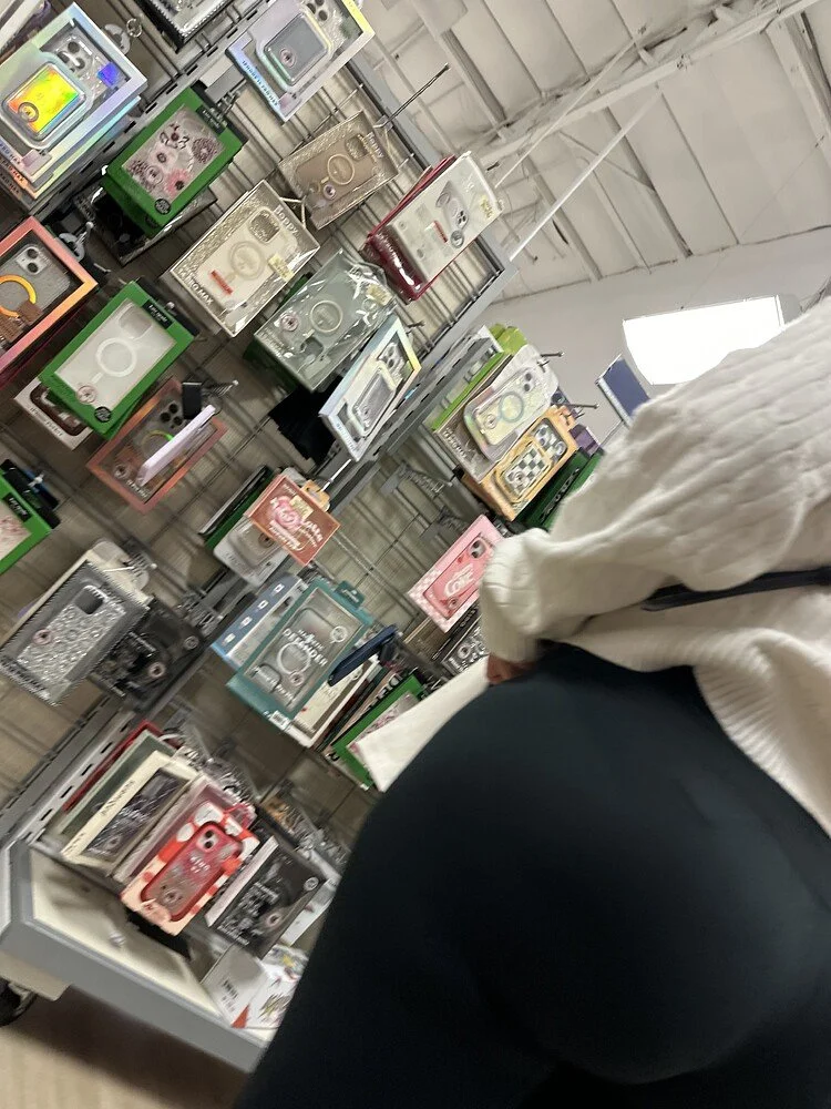 Fat butt Latina Thot image 3