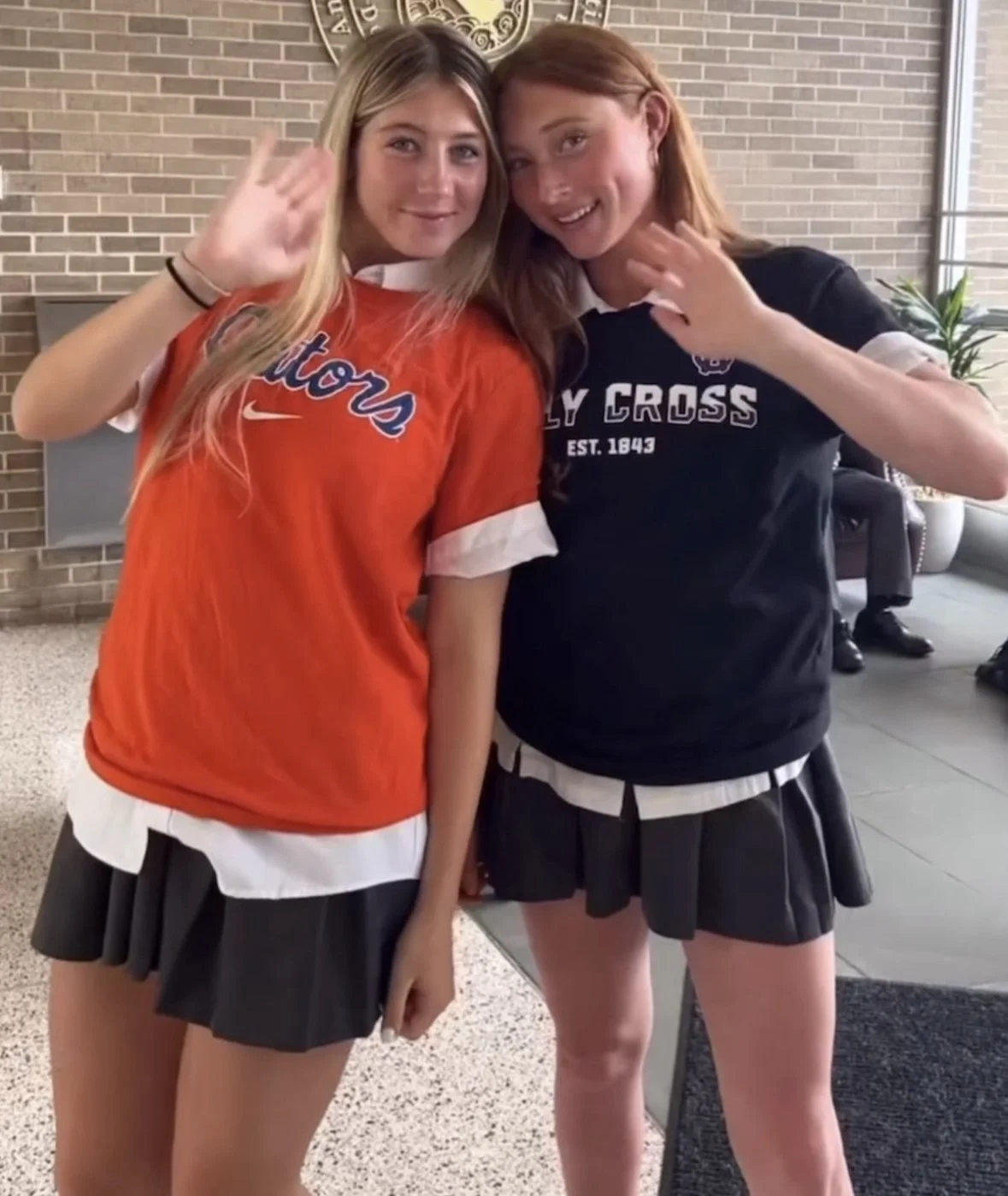 Hottest slut friend group, who’s the best ? image 5