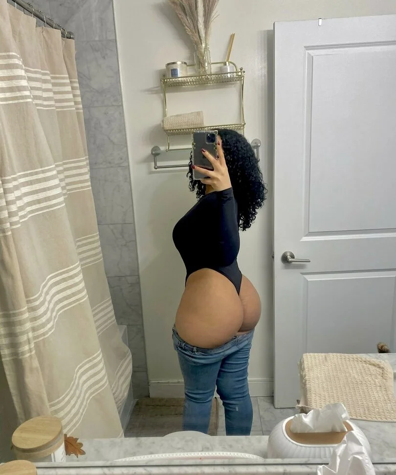 Thick Dominican Baddie pt3 image 11