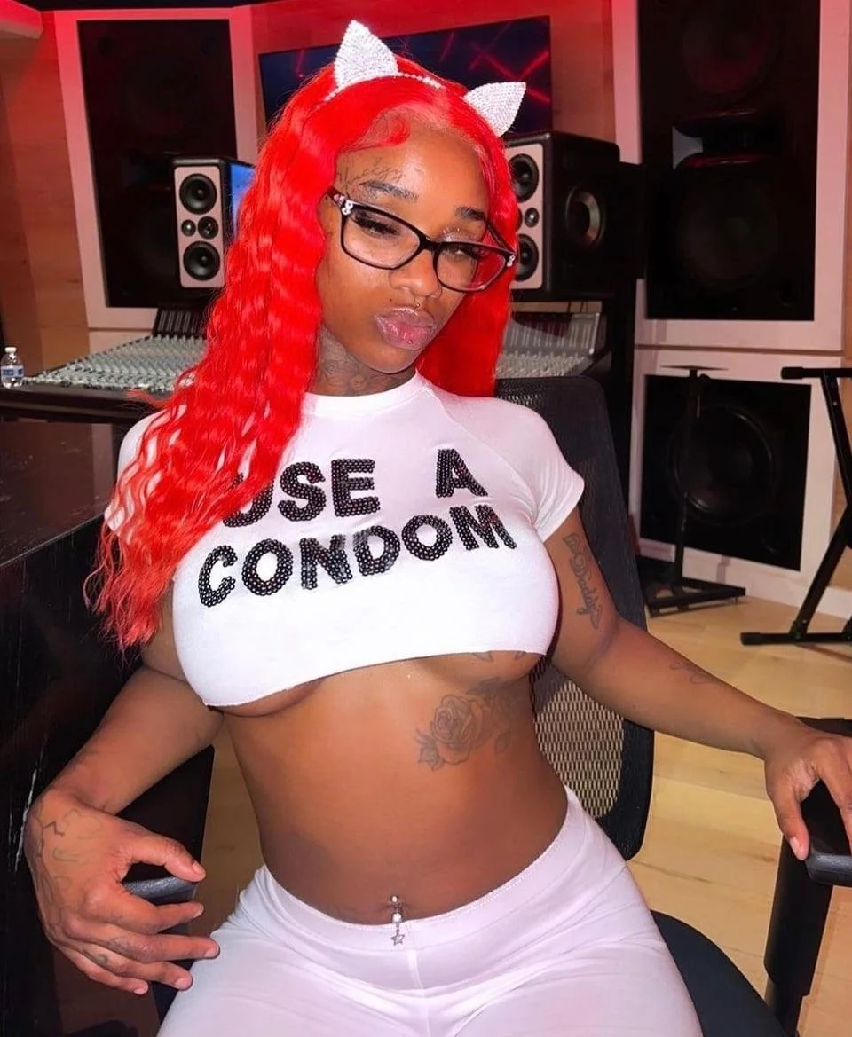 Celeb Sexxy Red image 25