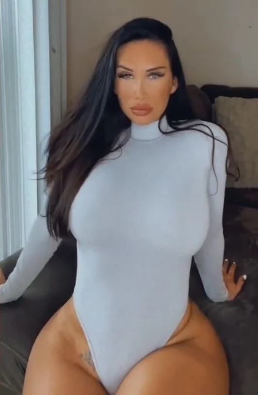 Nicole McNair Stripper image 24