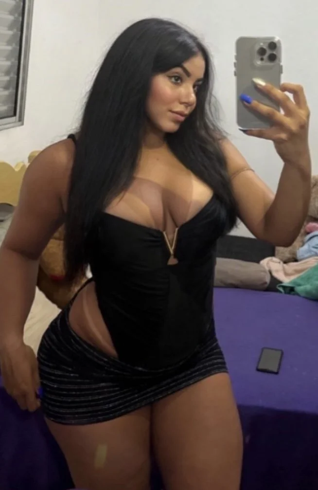 Cacheada gostosa 😍 image 4