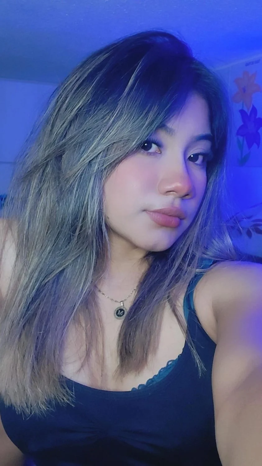 Puta se exhibe por reacciones y no puede parar. Edit image 2